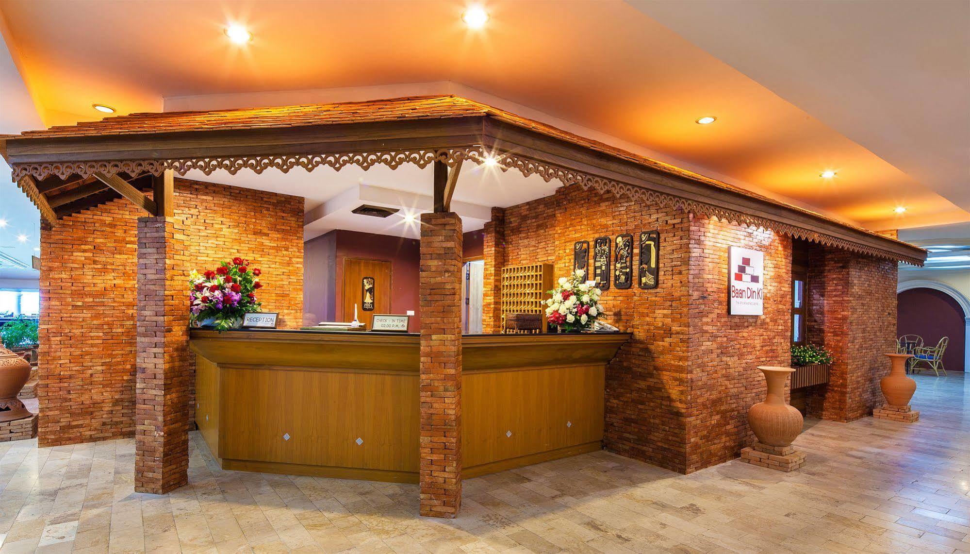 Hotel Baan Din Ki Chiang Mai Esterno foto