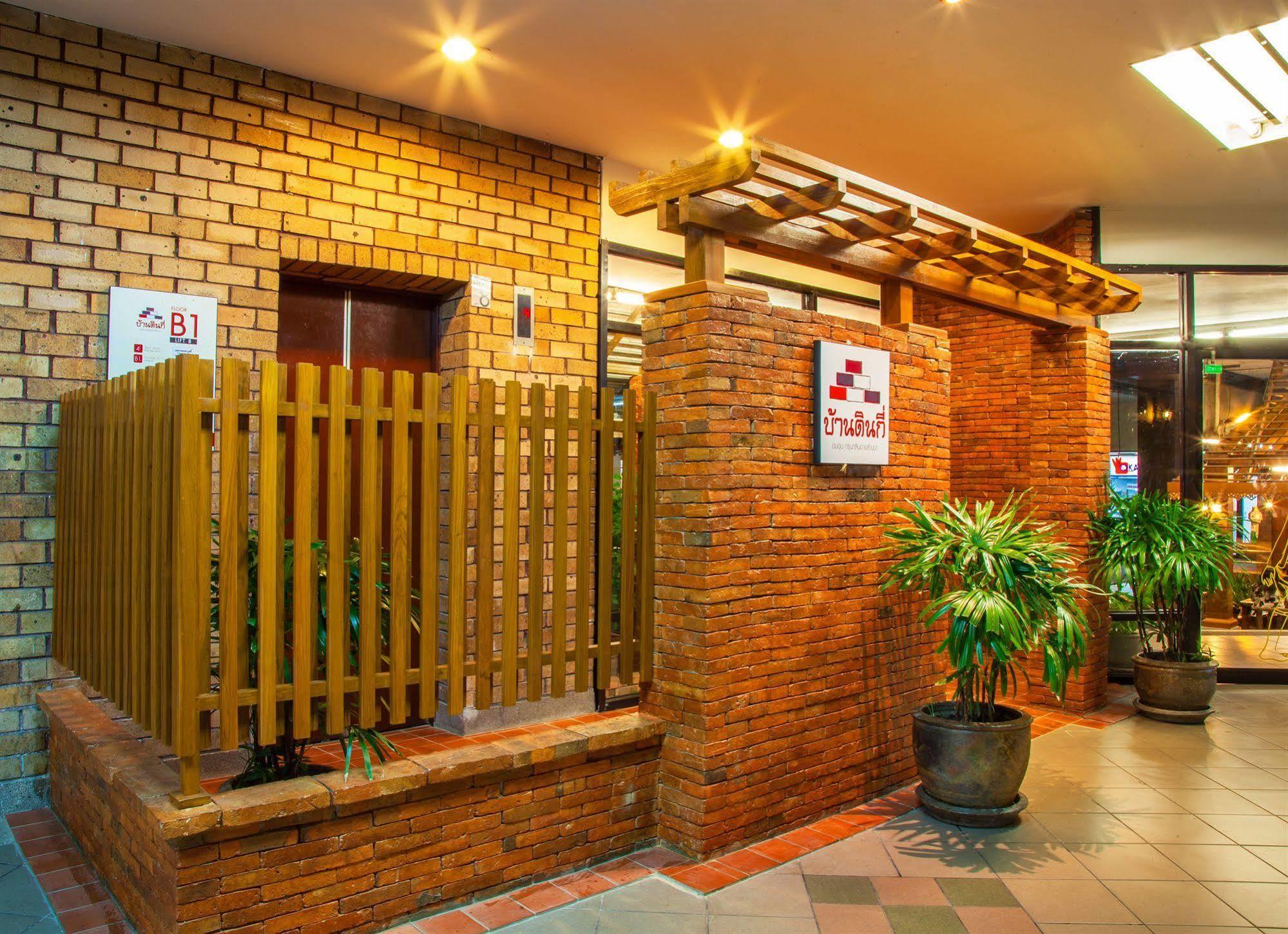 Hotel Baan Din Ki Chiang Mai Esterno foto