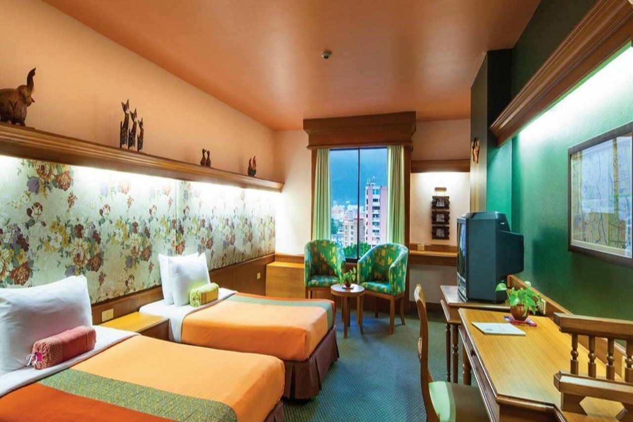 Hotel Baan Din Ki Chiang Mai Esterno foto
